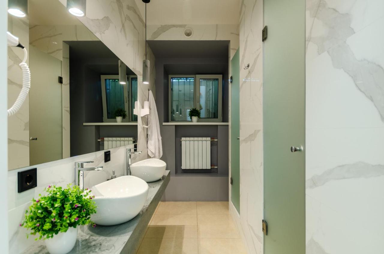 Underground Hostel Kiev Extérieur photo