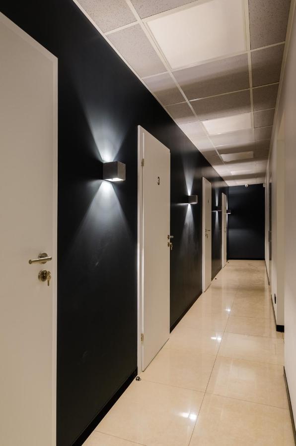 Underground Hostel Kiev Extérieur photo