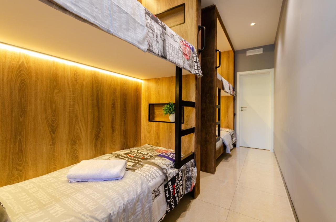 Underground Hostel Kiev Extérieur photo